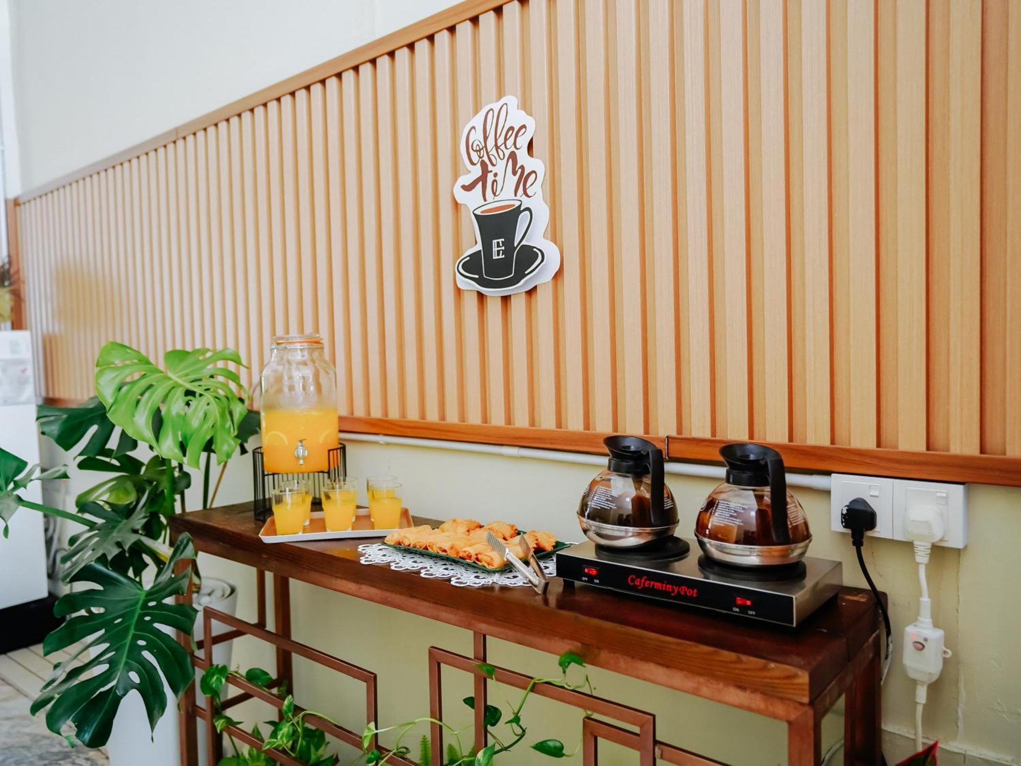 Wangs Hotel Gurney Drive George Town  Kültér fotó