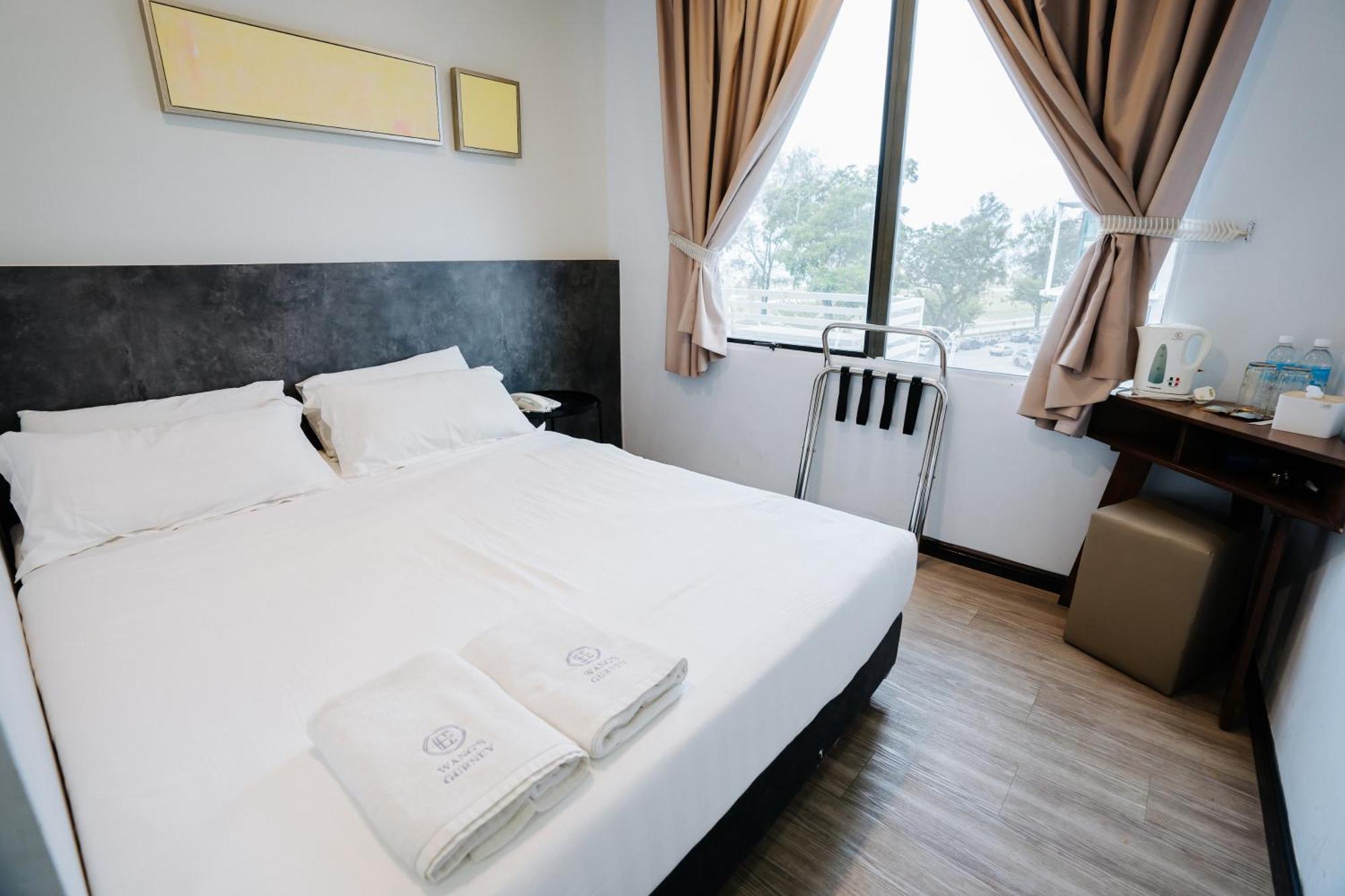 Wangs Hotel Gurney Drive George Town  Kültér fotó